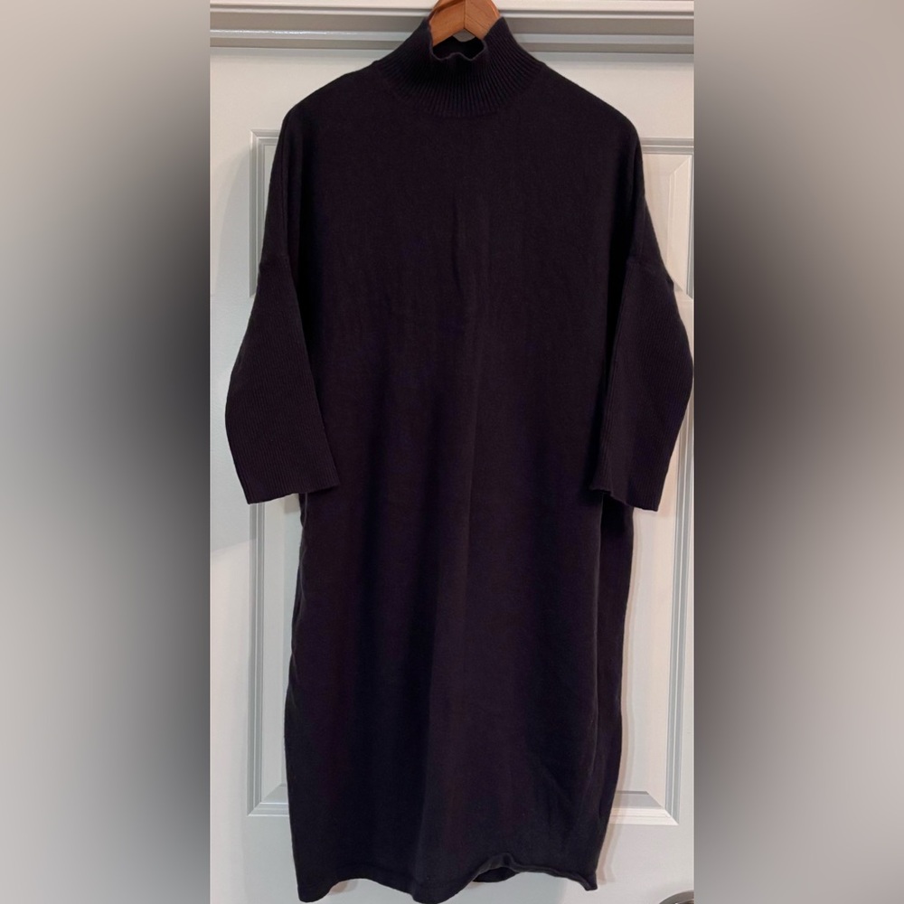 Gentle Herd Wool Mock-neck‎ Sweater Dress
